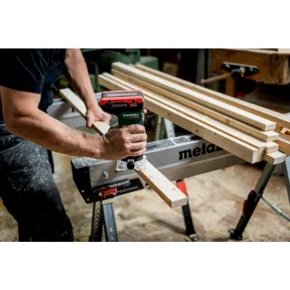 Акумулаторна оберфреза Metabo FMV 18 LTX BL 8/ 18 V Акумулаторна оберфреза Metabo FMV 18 LTX BL 8/ 18 V