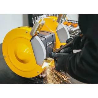 Електрически шмиргел POWERMAT PM-SS-1850M/ 1.85kW Електрически шмиргел POWERMAT PM-SS-1850M/ 1.85kW
