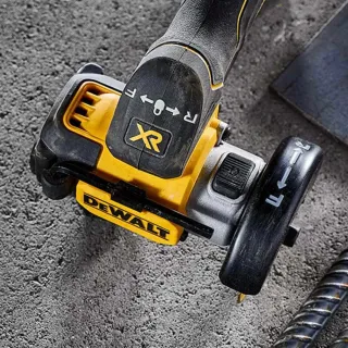 Акумулаторен ръчен циркуляр DeWALT DCS438N/ 18V