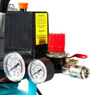 Бутален маслен компресор Detoolz DZ-C333/ 1680W/ 50 л Бутален маслен компресор Detoolz DZ-C333/ 1680W/ 50 л