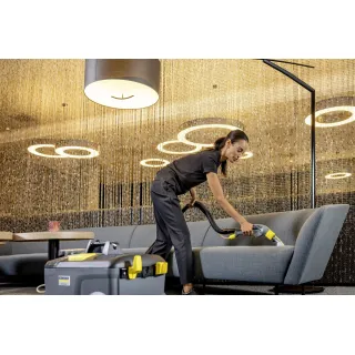 Спрей-екстрактор с дюза за тапицерия Karcher Puzzi 10/1/ 1250W