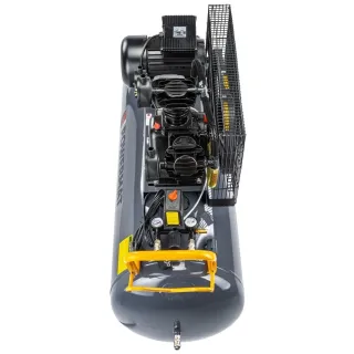 Маслен монофазен компресор Powermat PM-KO-200T-230V/ 3 kW/ 200 л