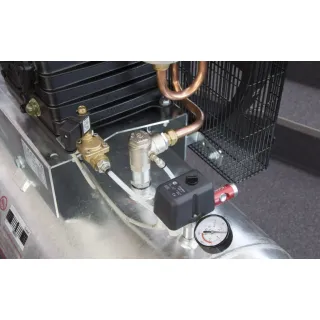 Бутален вертикален маслен компресор ELMAG PROFI-LINE PL-V 1200/10/270 D/ 400V/ 10.2kW/ 270л Бутален вертикален маслен компресор ELMAG PROFI-LINE PL-V 1200/10/270 D/ 400V/ 10.2kW/ 270л