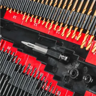 Комплект свредла, битове и боркорони Raider 150696/ 246 бр.