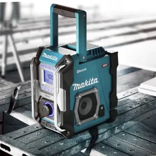 Aкумулаторно радио Makita MR002GZ / 12V max-18V / 40V Aкумулаторно радио Makita MR002GZ / 12V max-18V / 40V