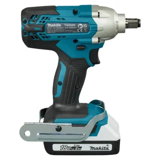 Акумулаторен ударен гайковерт Makita TW202D001/ 18V/ 2x2Ah