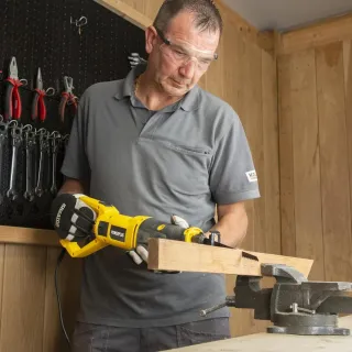 Саблен трион Power Plus POWX03961/ 750W