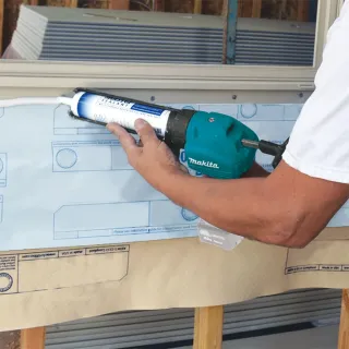 Акумулаторен пистолет за силикон Makita CG100DZA/ 12V