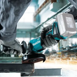 Акумулаторен ъглошлайф Makita DGA506Z/ 18V