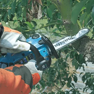 Акумулаторен верижен трион MAKITA UC031GZ / 40V