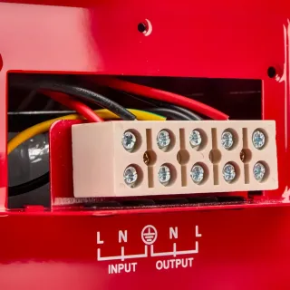 Регулатор на напрежение KraftDele KD1934 AVR/ 3000VA/ 230V Регулатор на напрежение KraftDele KD1934 AVR/ 3000VA/ 230V