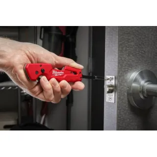 Сгъваем нож Milwaukee FASTBACK 5 в 1 4932492454