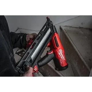 Акумулаторен такер MILWAUKEE M18FN15GA-0X/ 18V