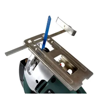 Прободен трион BASS POLSKA 5155/ 1250W Прободен трион BASS POLSKA 5155/ 1250W