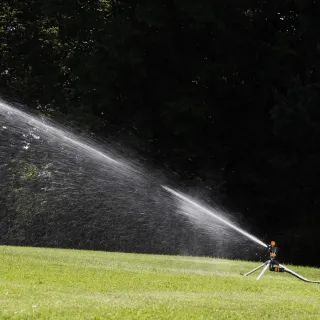 Разпръсквач импулсен на стойка CLABER Impact/ 4 bar Разпръсквач импулсен на стойка CLABER Impact/ 4 bar