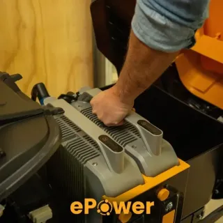 Акумулаторна тракторнa косачкa STIGA Tornado 398e/ 56V