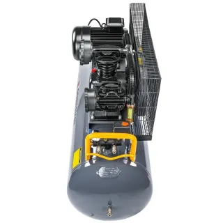 Маслен трифазен компресор Powermat PM-KO-300T-400V/ 7.5 kW/ 300 л