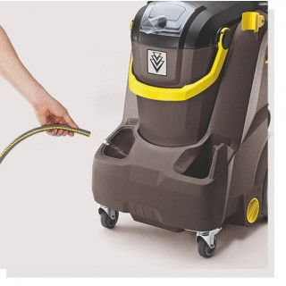 Прахосмукачка за мокро почистване Karcher Puzzi 30/4 E