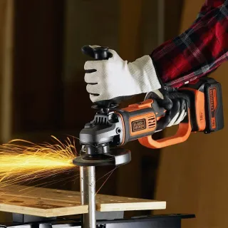 Акумулаторен ъглошлайф Black and Decker BCG720M1/ 18V/ 4 Ah Акумулаторен ъглошлайф Black and Decker BCG720M1/ 18V/ 4 Ah