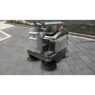 Дизелова метачна седлова машина COMET CSW 1300 D/ 6.7hp/ 1300 мм Дизелова метачна седлова машина COMET CSW 1300 D/ 6.7hp/ 1300 мм