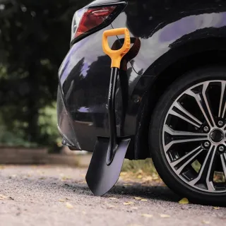 Лопата заострена Fiskars PS2500/ 790 мм