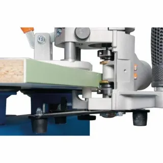 Оберфреза Holzkraft KF 3/ 740 W