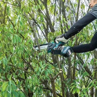 Акумулаторна кастрачка Makita UC029GZ/ 40V