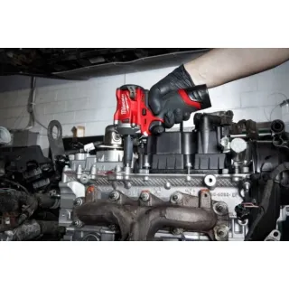 Aкумулаторен гайковерт Milwaukee M12FIW38-0 / 12V Aкумулаторен гайковерт Milwaukee M12FIW38-0 / 12V