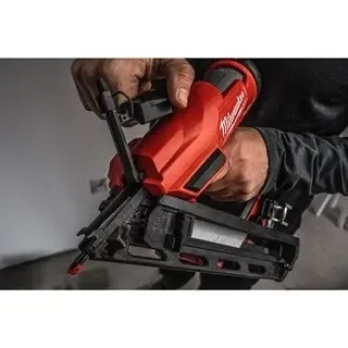 Акумулаторен такер MILWAUKEE M18FN15GA-0X/ 18V