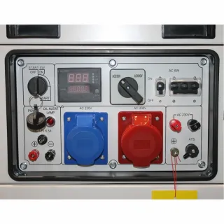 Дизелов звукоизолиран генератор за ток SENCI SCD7500TEQ/ 400V/ 7.5kW