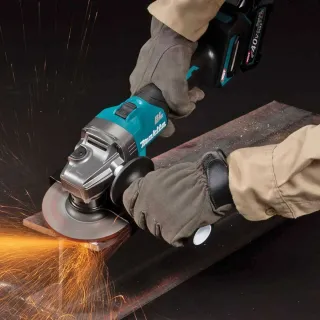 Акумулаторен ъглошлайф Makita GA005GM201 XGT/ 40 V/ 2x4 Ah Акумулаторен ъглошлайф Makita GA005GM201 XGT/ 40 V/ 2x4 Ah