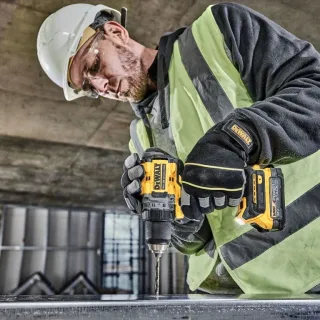 Винтоверт акумулаторен DeWALT DCD800E2T/ 18 V/ 1.7 Ah/ 90 Nm