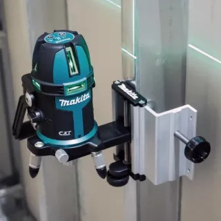 Линеен лазерен нивелир Makita SK312GDZ/ 20 м