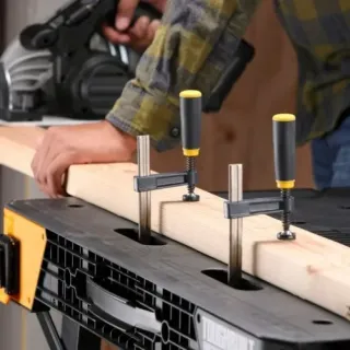 Работна маса TOUGHBUILT TB-WB700/ 454 кг Работна маса TOUGHBUILT TB-WB700/ 454 кг