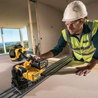 Акумулаторен потапящ циркуляр DeWALT DCS520T2-QW/ 54/18V/ 2/6 Ah