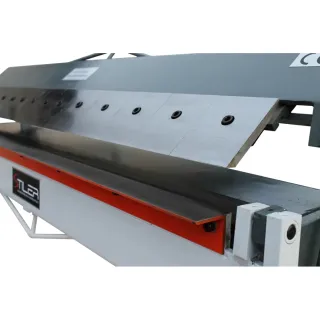 Машина за огъване на ламарина STILER W 1,5x1220 Машина за огъване на ламарина STILER W 1,5x1220