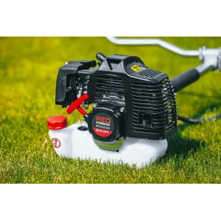 Бензинов тример RED TECHNIC RTKS0150/ 2.2 к.с. Бензинов тример RED TECHNIC RTKS0150/ 2.2 к.с.