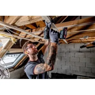 Комплект акумулаторни винтоверт и гайковерт Metabo SB18 L + SSD18LT200 BL/ 18V/ 2Ah/ 4Ah Комплект акумулаторни винтоверт и гайковерт Metabo SB18 L + SSD18LT200 BL/ 18V/ 2Ah/ 4Ah