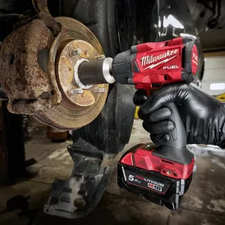 Акумулаторен гайковерт Milwaukee M18 FMTIW2F12-502X/ 18 V/ 5 Ah