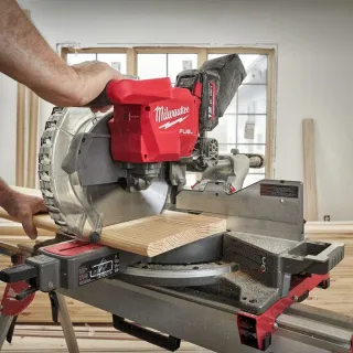 Акумулаторен герунг циркуляр Milwaukee M18 FMS305-0/ 18V