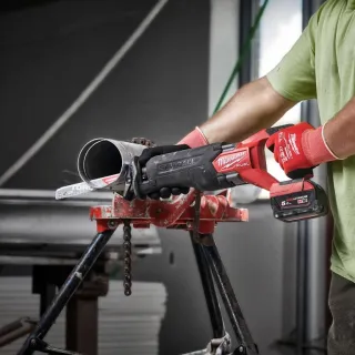 Акумулаторен саблен трион Milwaukee M18 FSZ-502X/ 18 V/ 5Ah