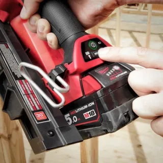 Акумулаторен такер Milwaukee M18 FFN-502C/ 18V/ 5Ah