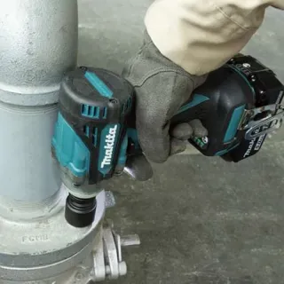 Акумулаторен ударен гайковерт Makita DTW301Z/ 18V