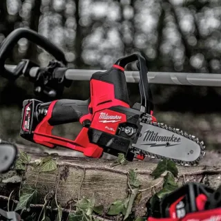 Акумулаторен верижен трион за клони Milwaukee M12 FHS-602X/ 12V/ 6 Ah