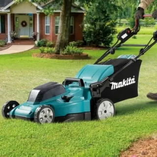 Акумулаторна косачка Makita DLM481Z/ 18+18 V