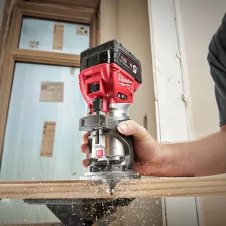 Акумулаторна оберфреза Milwaukee M18 FTR-0X/ 18V