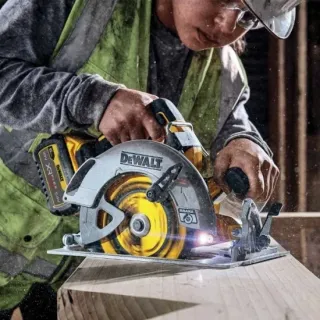 Акумулаторен ръчен циркуляр DeWALT DCS573NT/ 54V