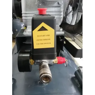 Бутален компресор с ремъчно задвижване NEGEL W-0.9-300L/ 7.5 kW/ 10 HР/ 300 л