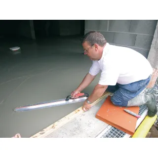 Мистрия за бетон Mondelin 226910/ 100 см Мистрия за бетон Mondelin 226910/ 100 см