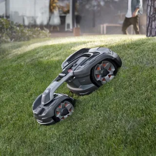 Акумулаторна косачка робот Husqvarna Automower 435X AWD/ 18V/ 5Ah